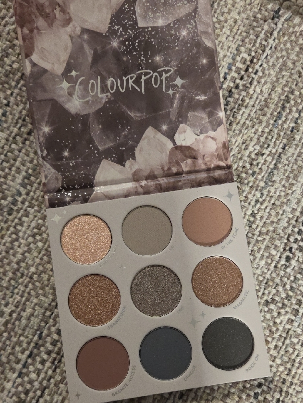 ColourPop Quartz Eyeshadow Palette - Rose and Mauve Tones - Picture 3 of 4